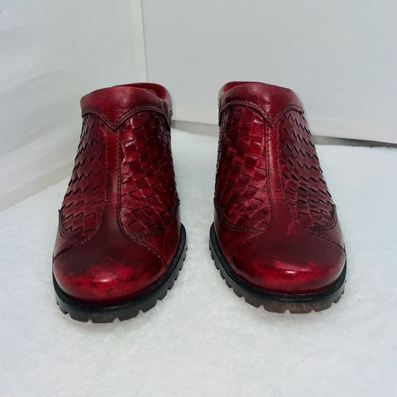 SoftWalk Red Wedges - Picture 7 of 12